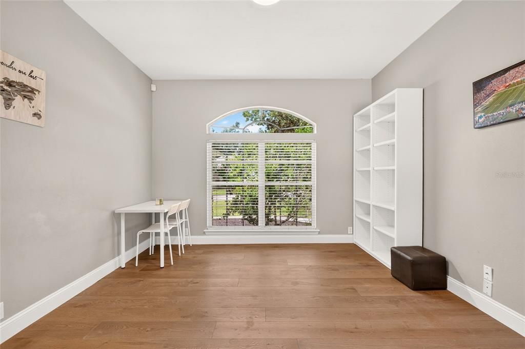 En Venta: $625,000 (4 camas, 2 baños, 2191 Pies cuadrados)