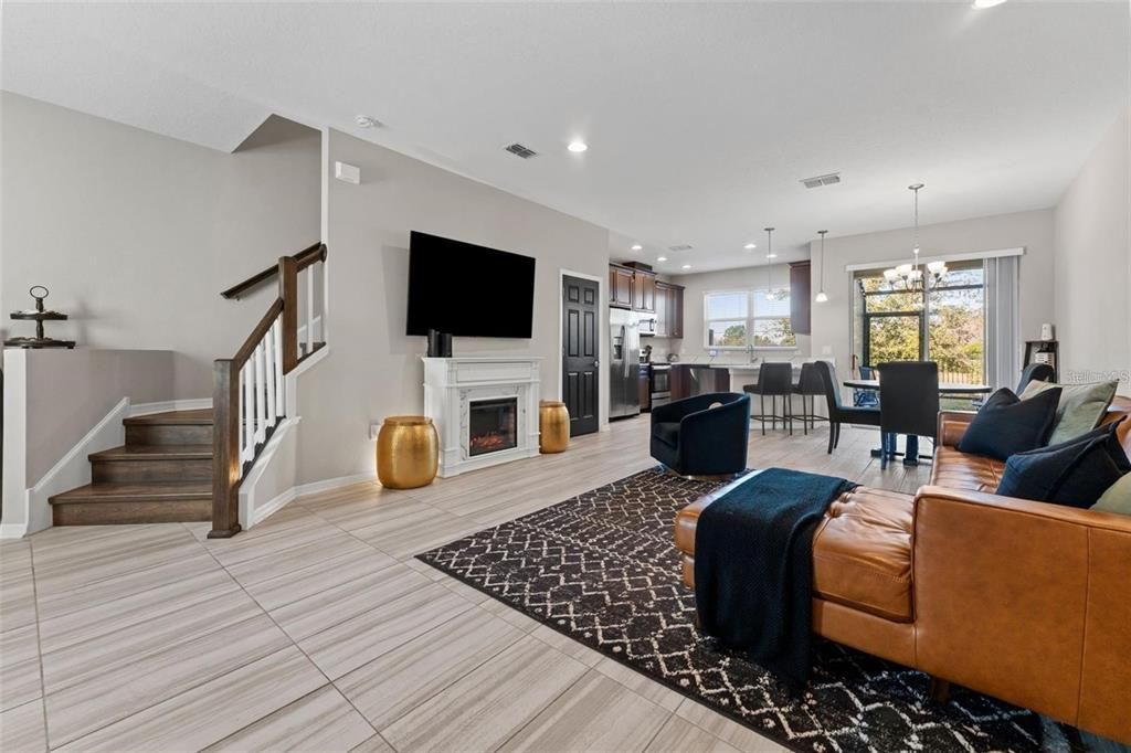 For Sale: $339,000 (3 beds, 2 baths, 1865 Square Feet)