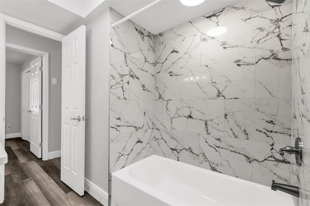 В аренду: $3,990 (3 спален, 2 ванн, 1420 Квадратных фут)
