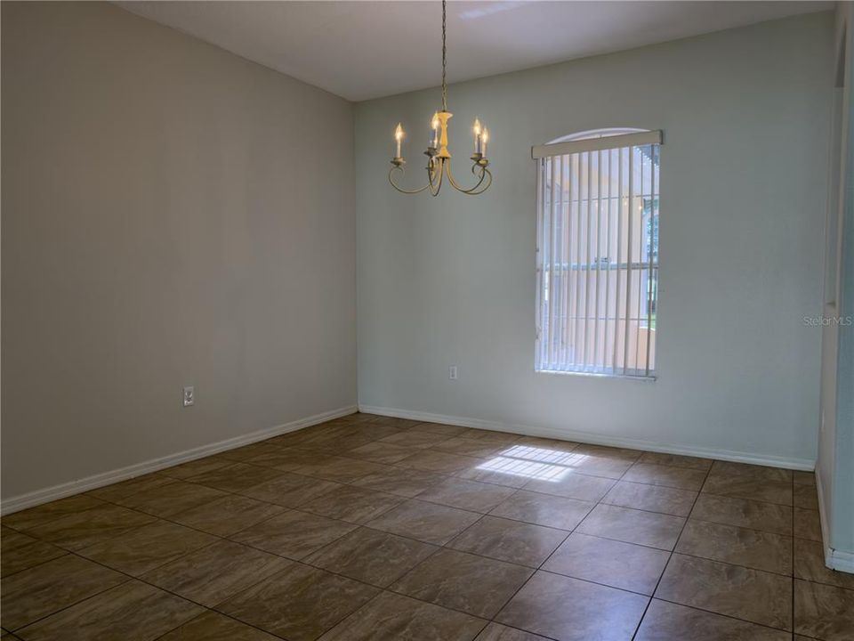 En Venta: $419,900 (3 camas, 2 baños, 2533 Pies cuadrados)