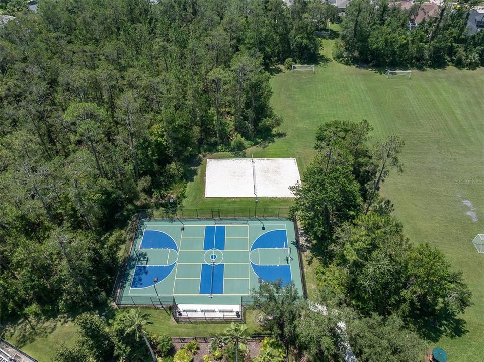 En Venta: $799,000 (5 camas, 3 baños, 3211 Pies cuadrados)