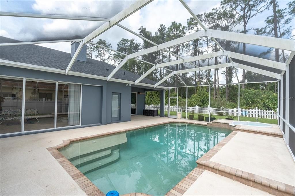 En Venta: $799,000 (5 camas, 3 baños, 3211 Pies cuadrados)