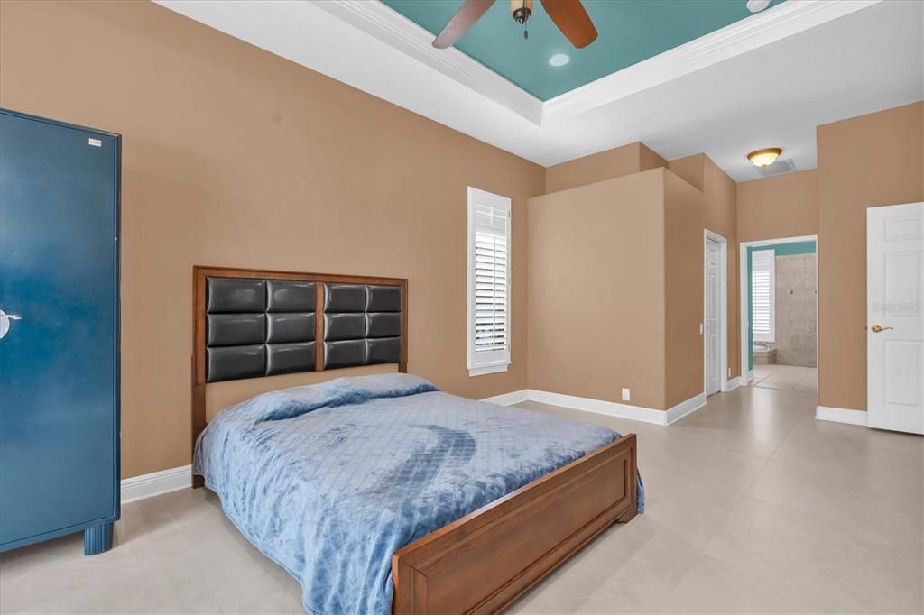 En Venta: $799,000 (5 camas, 3 baños, 3211 Pies cuadrados)