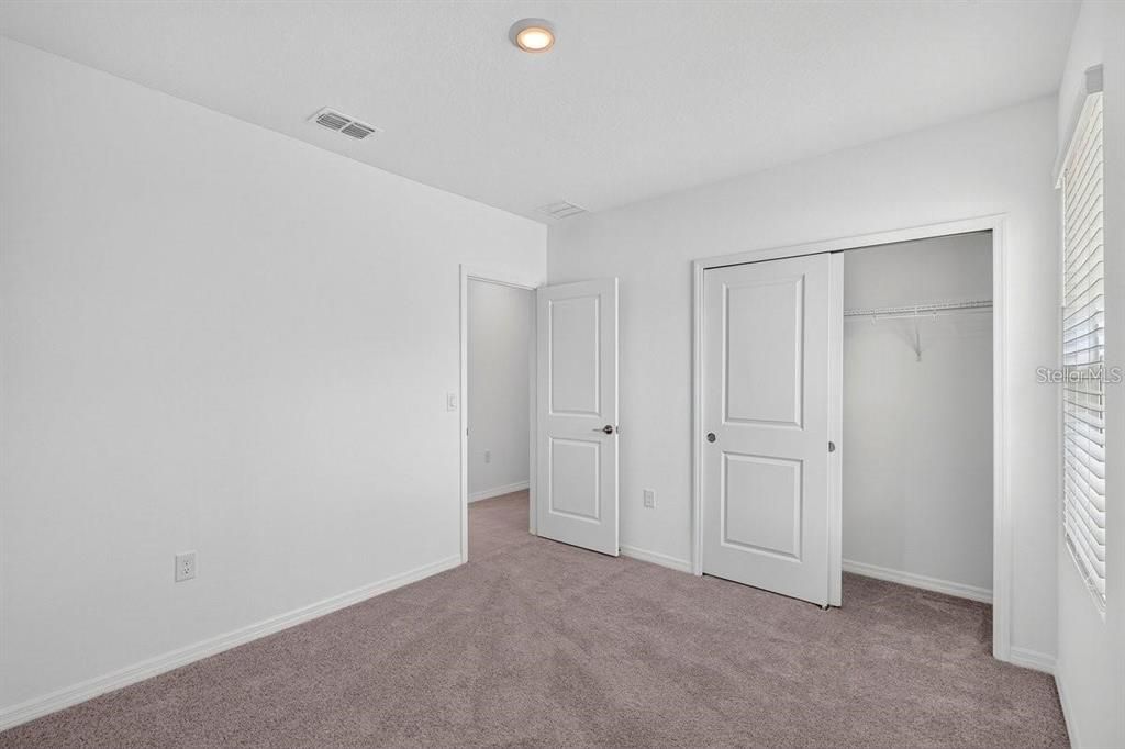 В аренду: $2,400 (4 спален, 3 ванн, 2106 Квадратных фут)