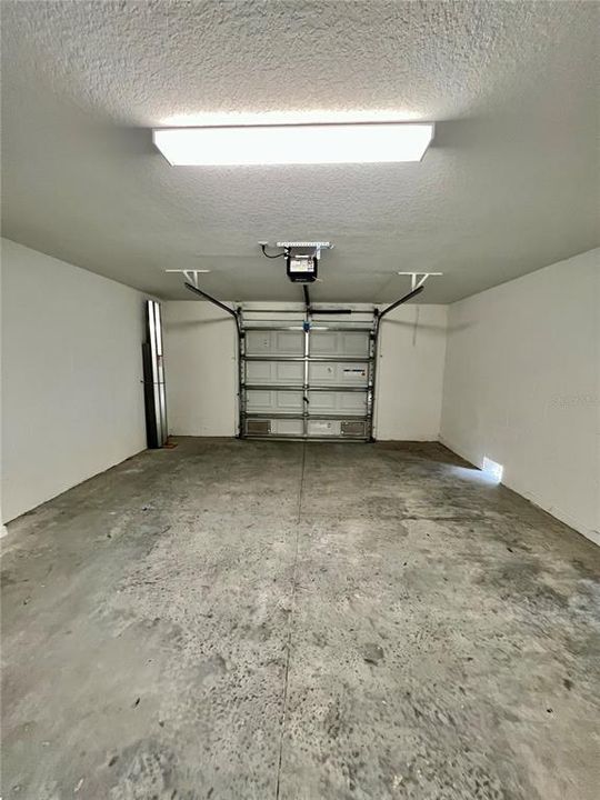 En Renta: $2,800 (3 camas, 3 baños, 1945 Pies cuadrados)