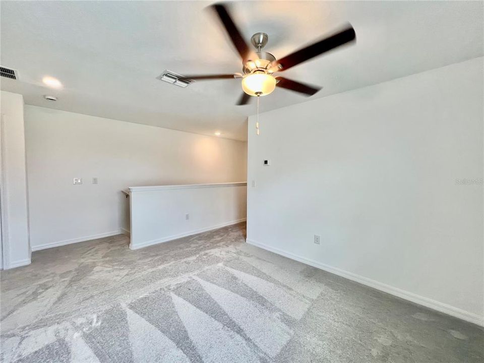 En Renta: $2,800 (3 camas, 3 baños, 1945 Pies cuadrados)