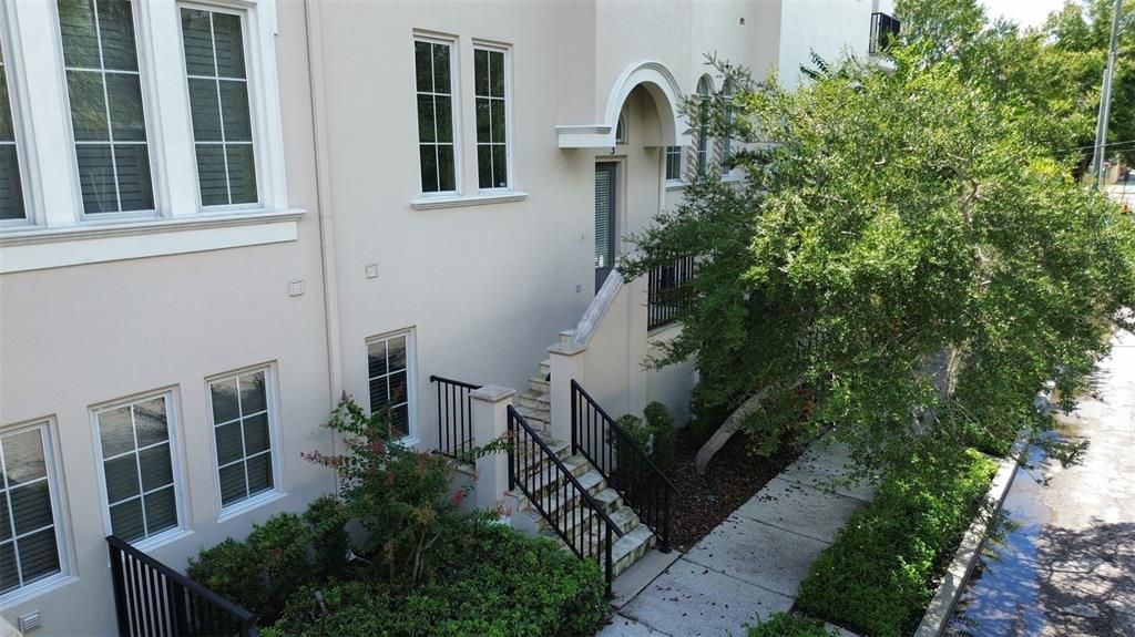 For Rent: $6,300 (4 beds, 3 baths, 2374 Square Feet)