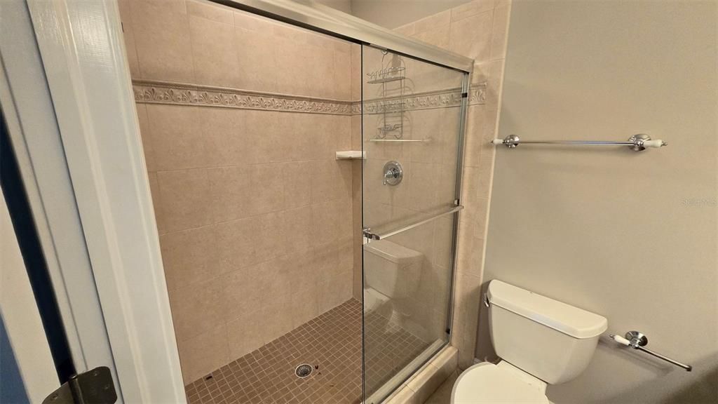 For Rent: $6,300 (4 beds, 3 baths, 2374 Square Feet)