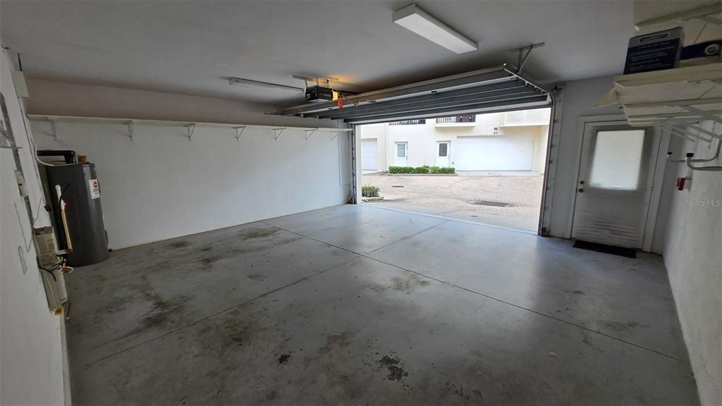 For Rent: $6,300 (4 beds, 3 baths, 2374 Square Feet)