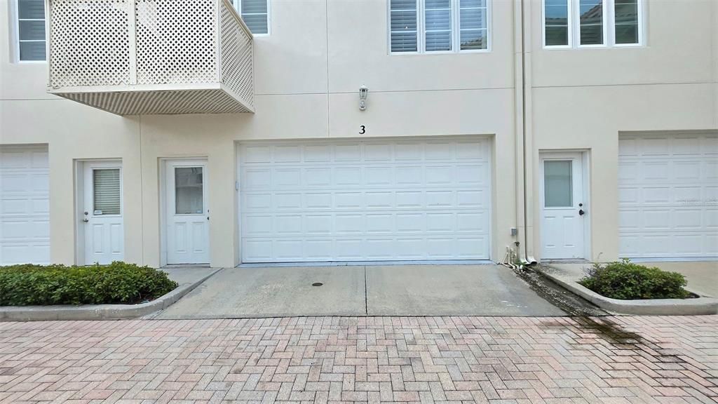 For Rent: $6,300 (4 beds, 3 baths, 2374 Square Feet)