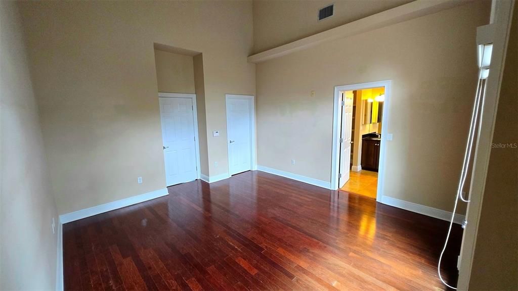 For Rent: $6,300 (4 beds, 3 baths, 2374 Square Feet)