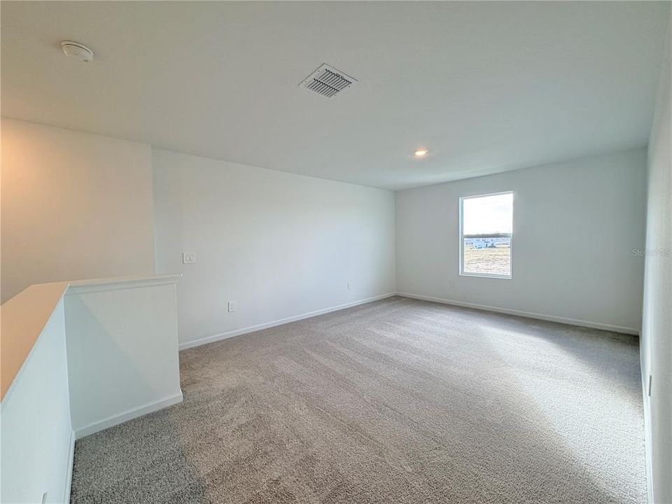For Rent: $2,250 (5 beds, 3 baths, 2451 Square Feet)