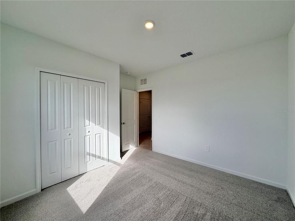 For Rent: $2,250 (5 beds, 3 baths, 2451 Square Feet)