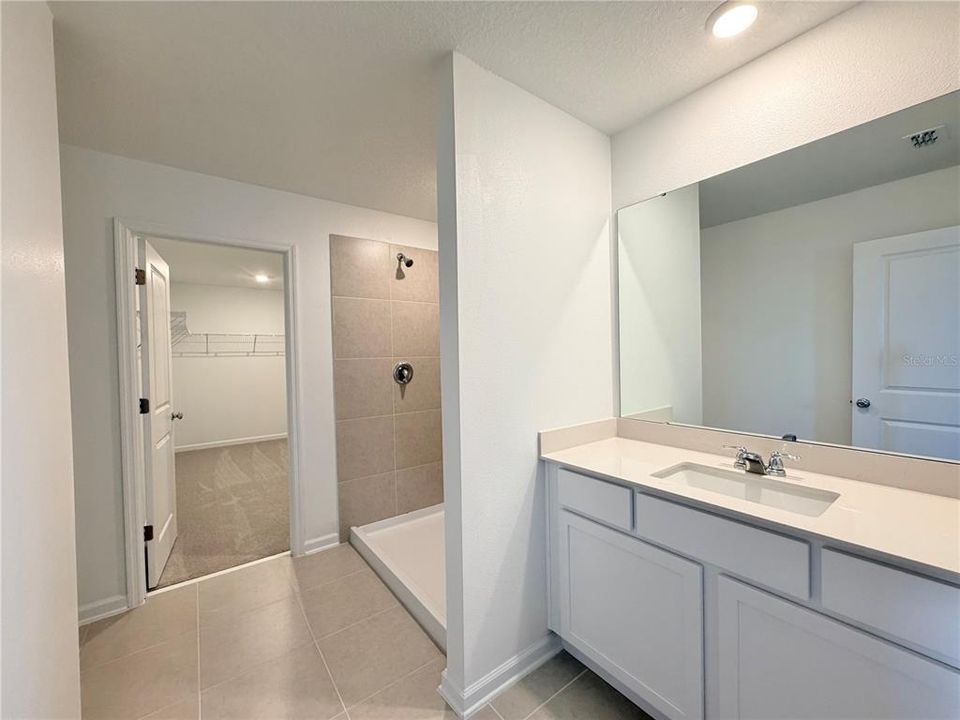 For Rent: $2,250 (5 beds, 3 baths, 2451 Square Feet)