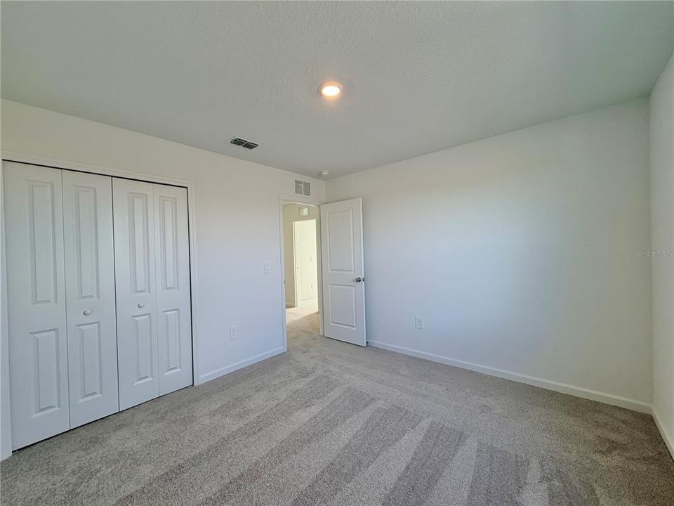 For Rent: $2,250 (5 beds, 3 baths, 2451 Square Feet)