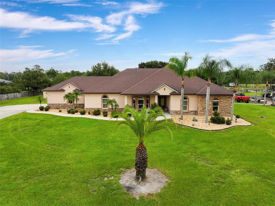 For Sale: $1,499,999 (4 beds, 3 baths, 3504 Square Feet)