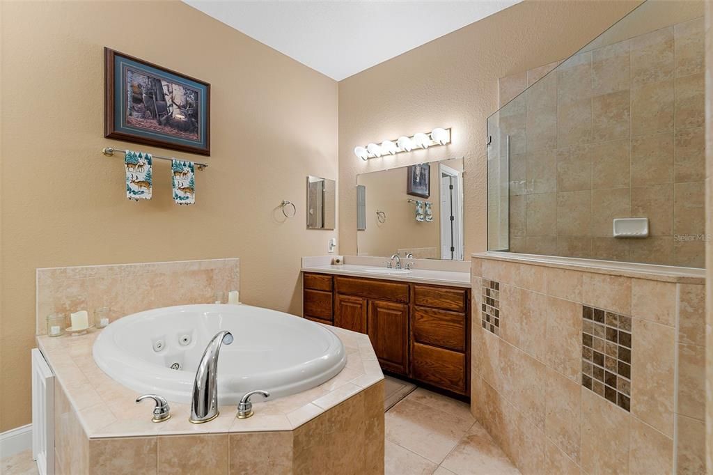 For Sale: $1,499,999 (4 beds, 3 baths, 3504 Square Feet)