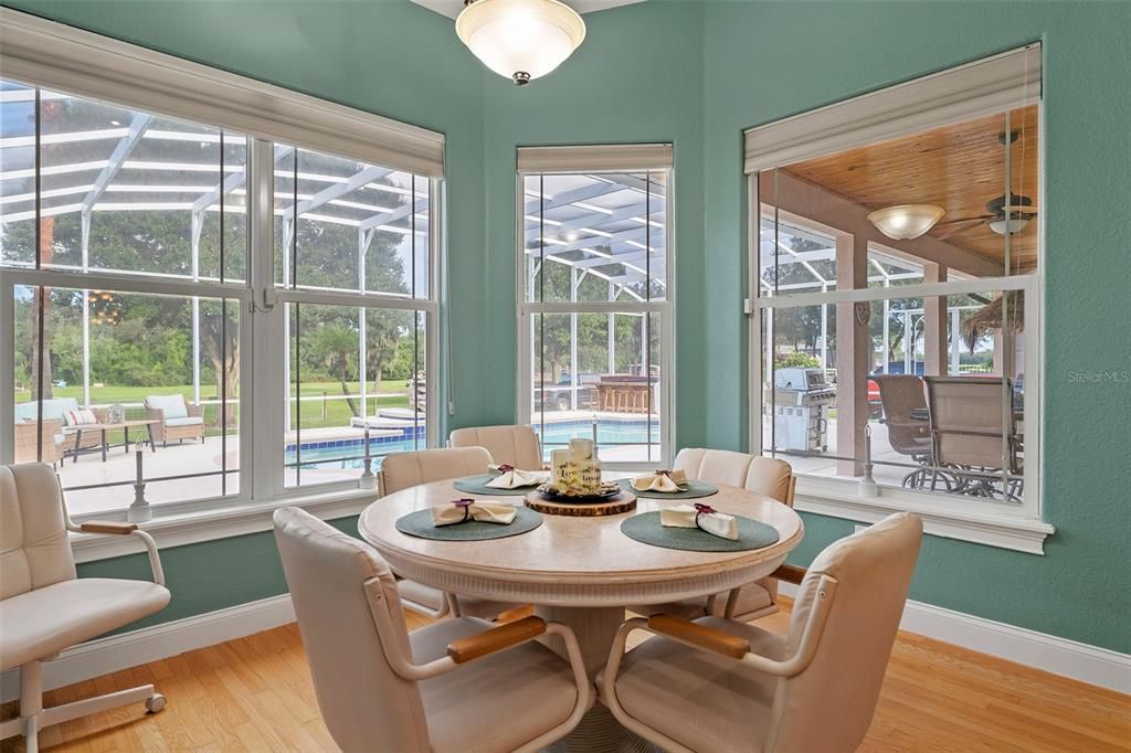 For Sale: $1,499,999 (4 beds, 3 baths, 3504 Square Feet)
