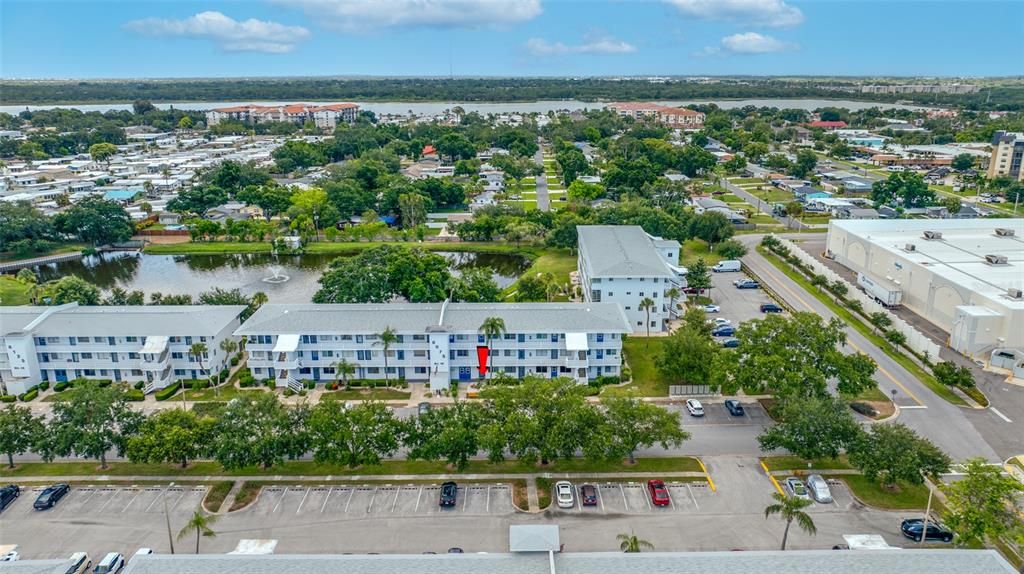 For Sale: $84,900 (1 beds, 1 baths, 608 Square Feet)