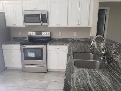 В аренду: $1,600 (3 спален, 2 ванн, 1333 Квадратных фут)
