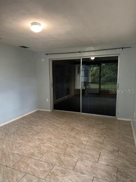 В аренду: $1,800 (3 спален, 2 ванн, 1356 Квадратных фут)