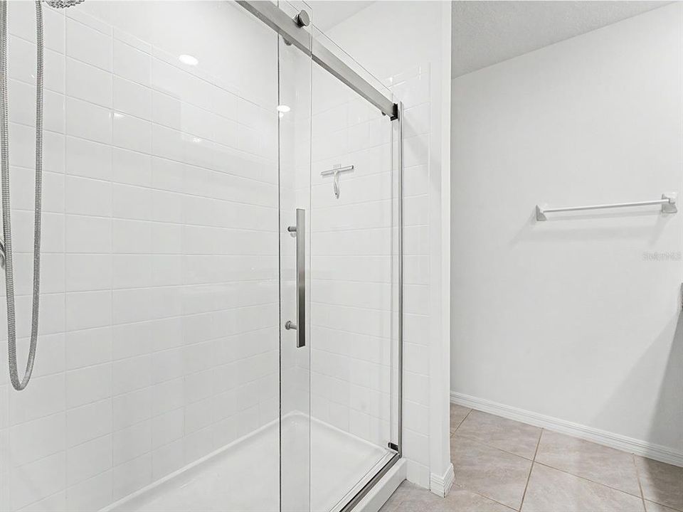 В аренду: $2,400 (3 спален, 2 ванн, 1516 Квадратных фут)