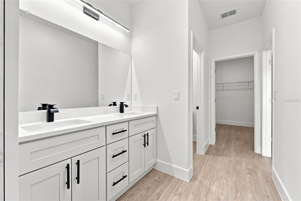 В аренду: $1,950 (3 спален, 2 ванн, 1667 Квадратных фут)
