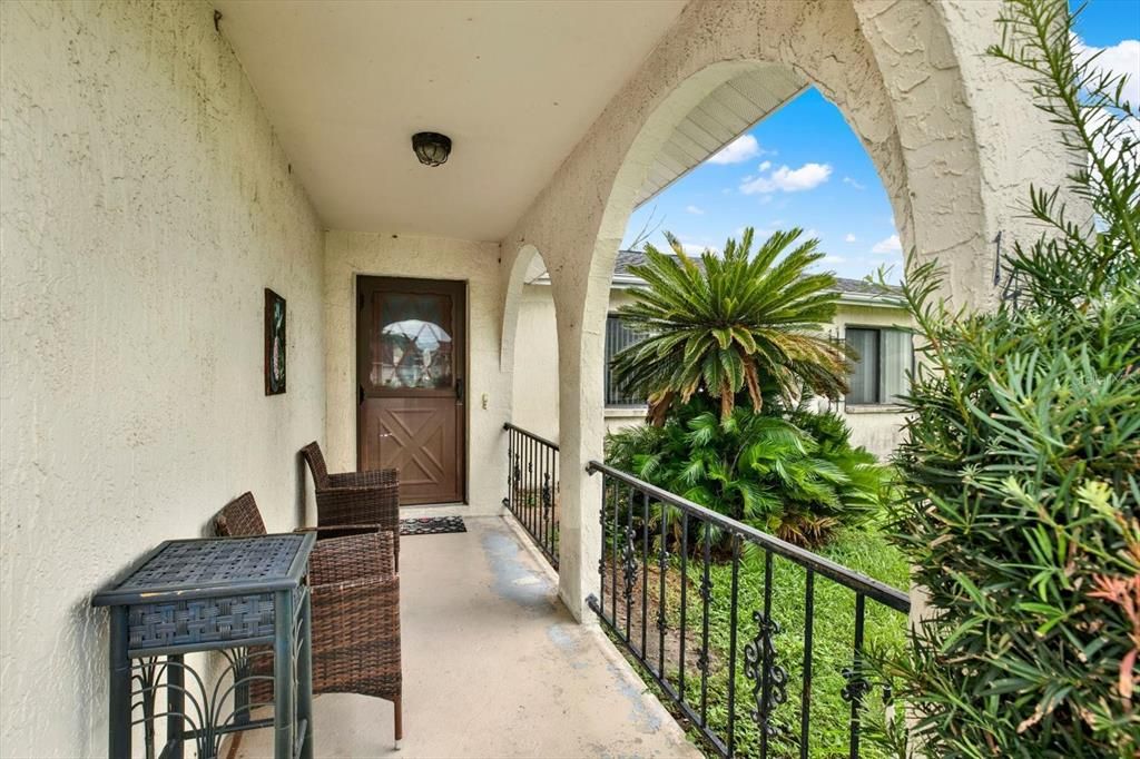 For Sale: $319,999 (3 beds, 2 baths, 1259 Square Feet)