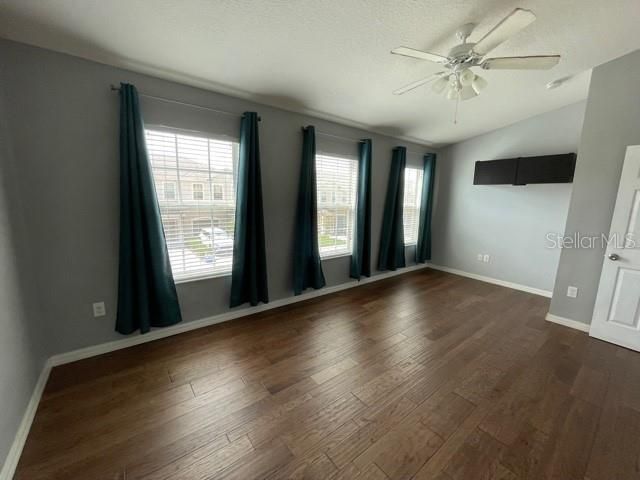 В аренду: $2,500 (3 спален, 2 ванн, 1500 Квадратных фут)