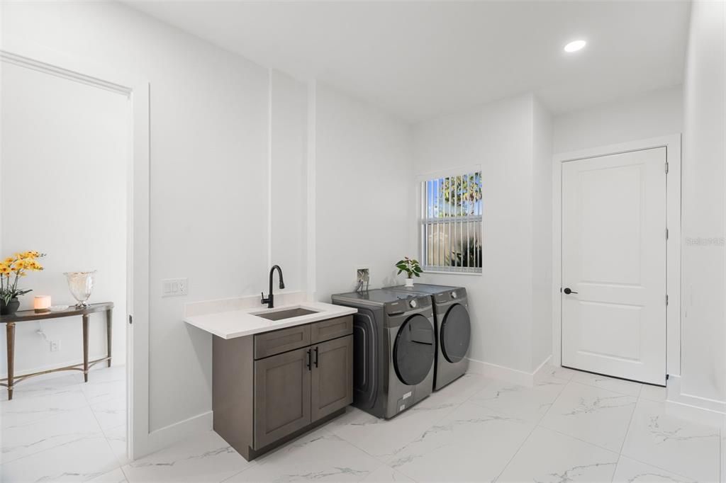 For Sale: $619,900 (4 beds, 3 baths, 2449 Square Feet)