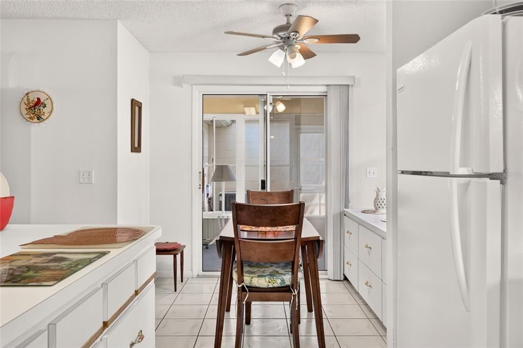 待售: $145,000 (2 贝兹, 2 浴室, 1412 平方英尺)