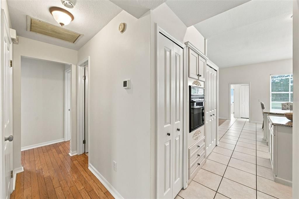For Sale: $795,000 (5 beds, 3 baths, 2600 Square Feet)