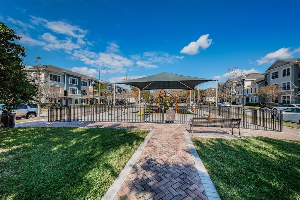 For Sale: $795,000 (5 beds, 3 baths, 2600 Square Feet)