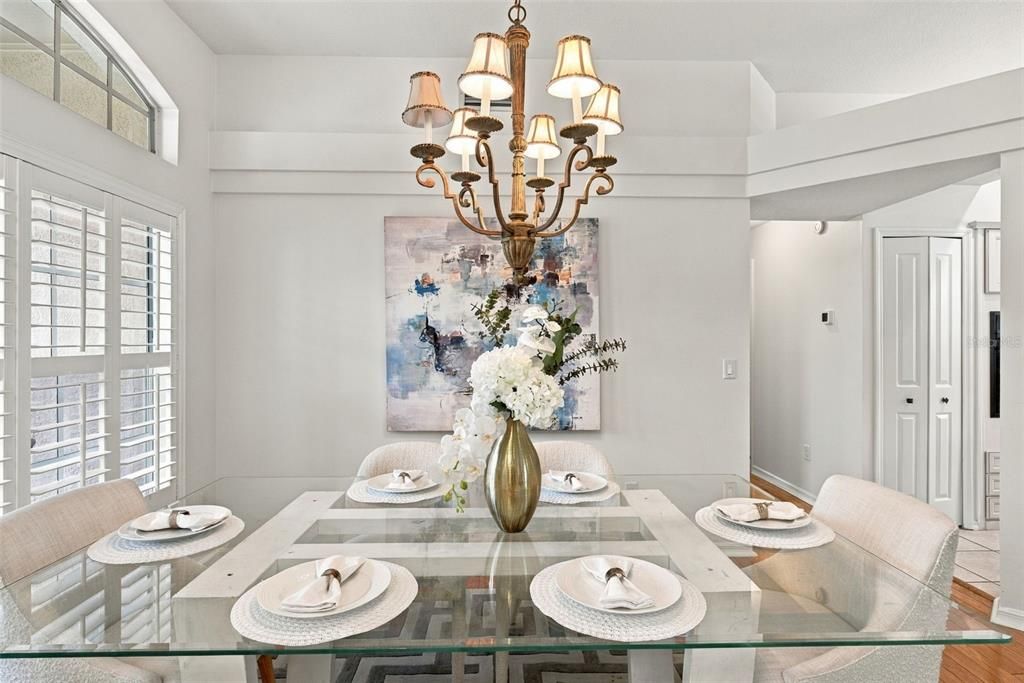 For Sale: $795,000 (5 beds, 3 baths, 2600 Square Feet)
