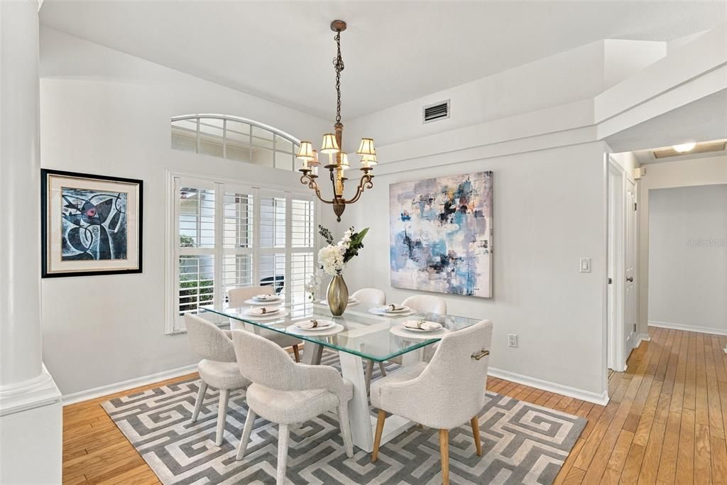 For Sale: $795,000 (5 beds, 3 baths, 2600 Square Feet)