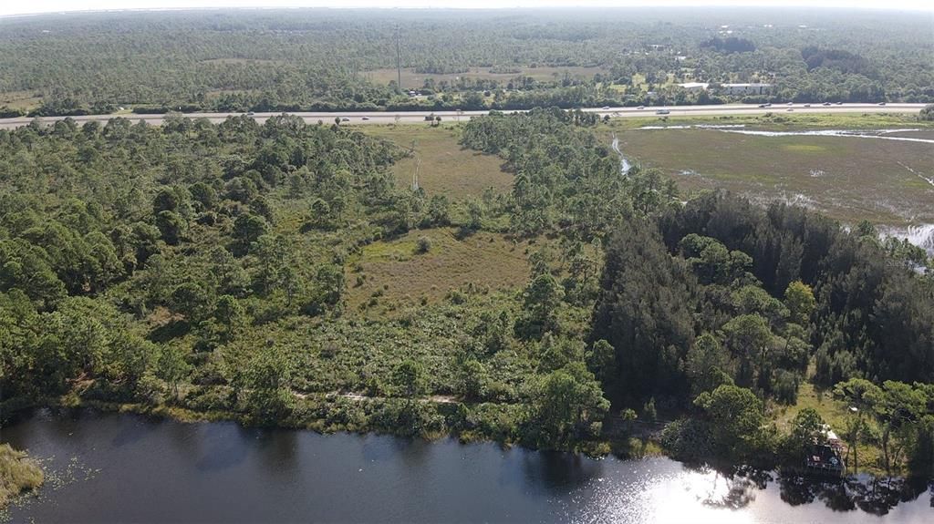 На продажу: $2,300,000 (34.86 acres)