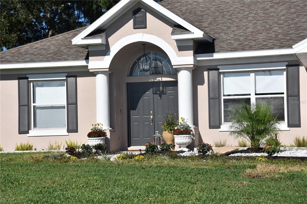 For Sale: $434,900 (3 beds, 2 baths, 1998 Square Feet)