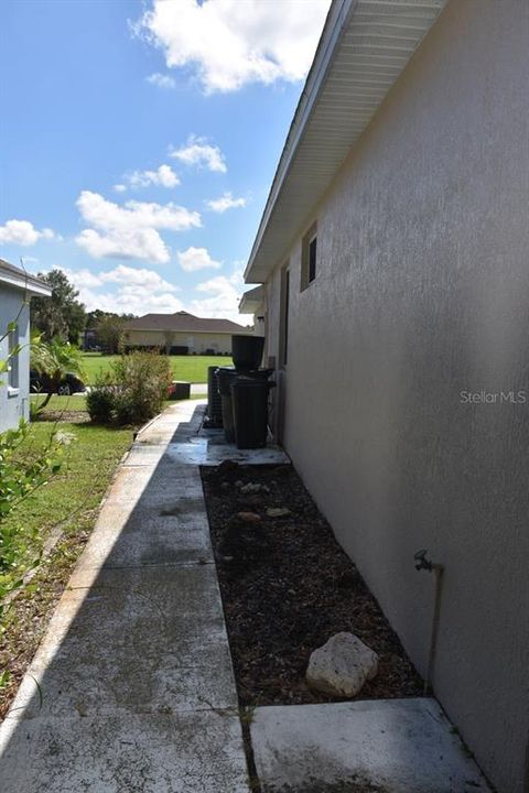 For Sale: $434,900 (3 beds, 2 baths, 1998 Square Feet)