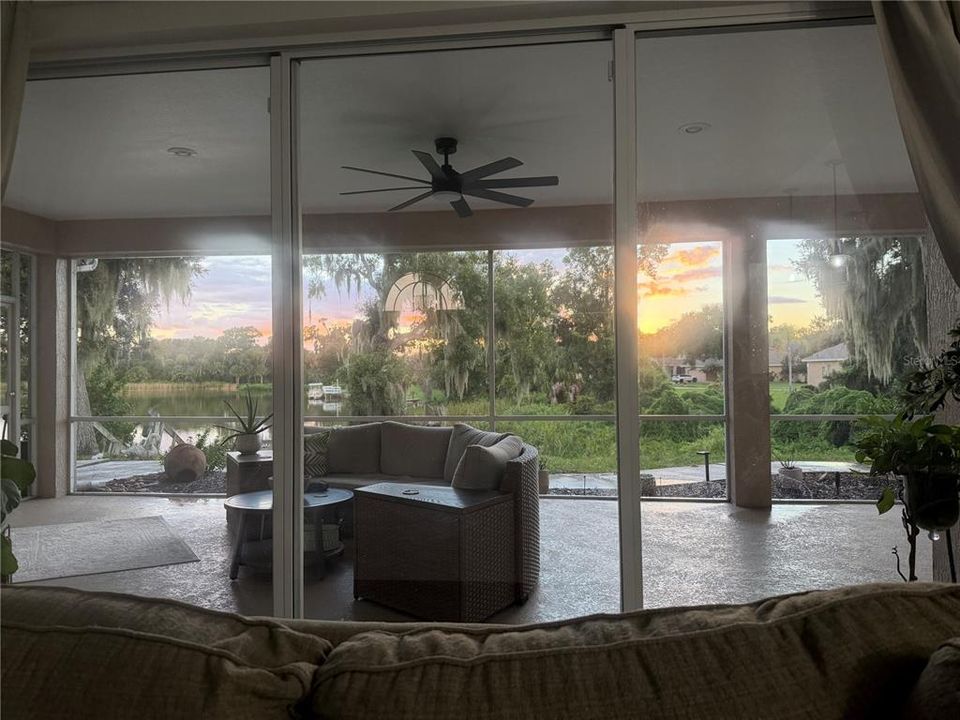 For Sale: $434,900 (3 beds, 2 baths, 1998 Square Feet)