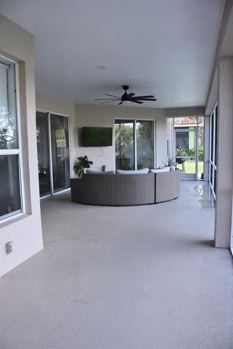 For Sale: $434,900 (3 beds, 2 baths, 1998 Square Feet)