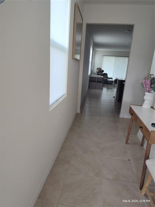 For Rent: $1,900 (3 beds, 2 baths, 1614 Square Feet)