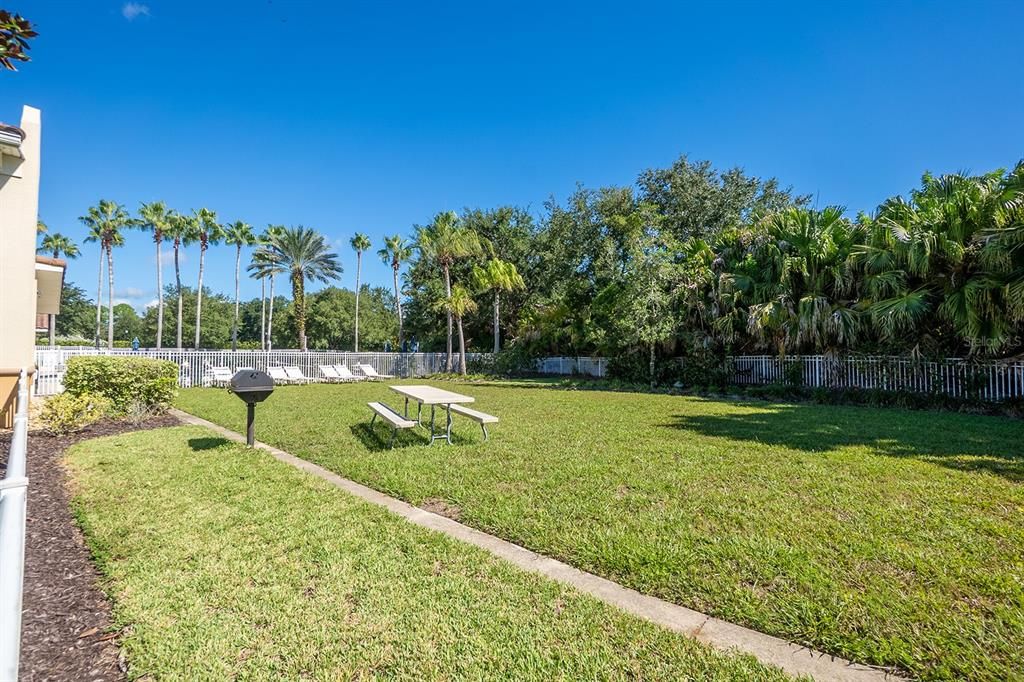На продажу: $129,900 (0.22 acres)