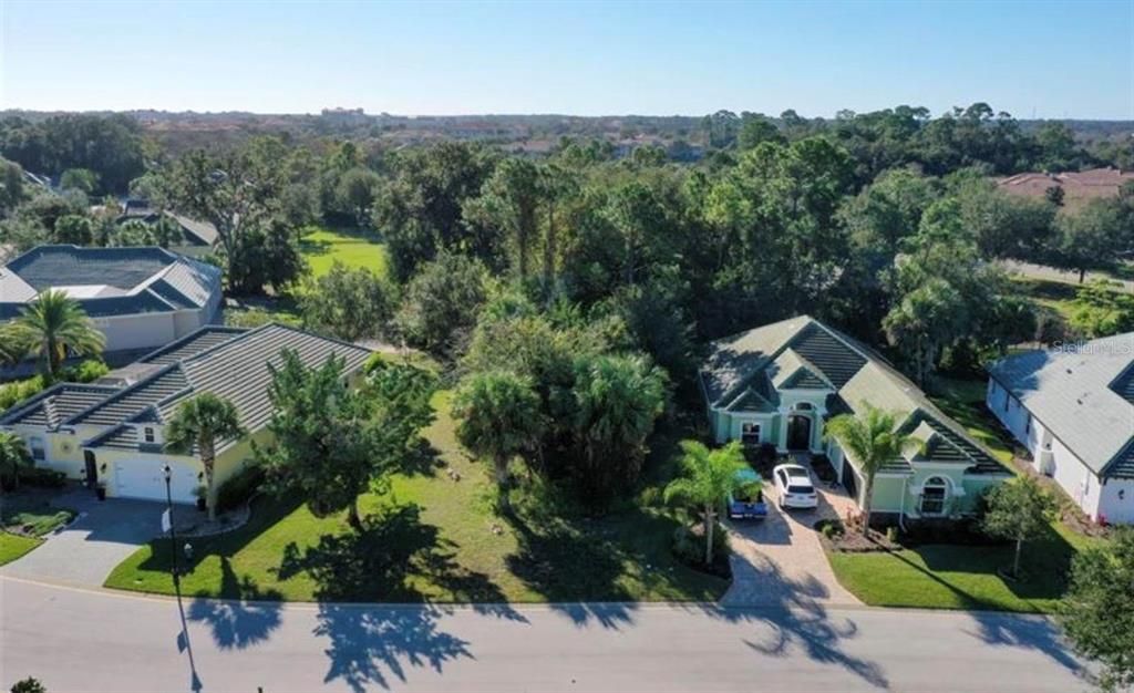 На продажу: $129,900 (0.22 acres)