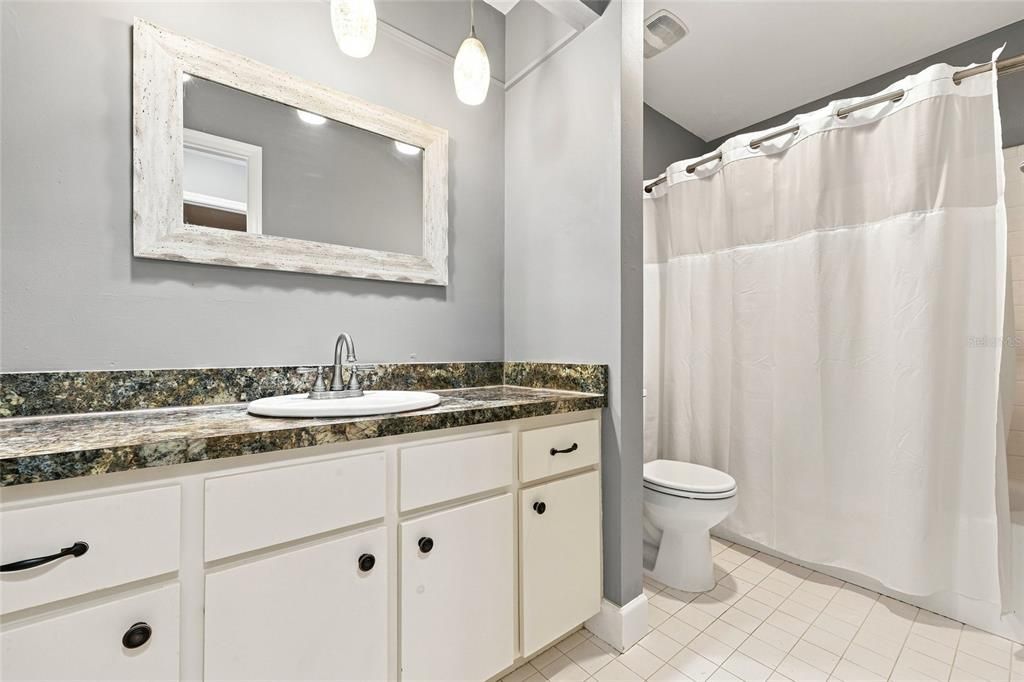 For Rent: $2,000 (2 beds, 2 baths, 1491 Square Feet)