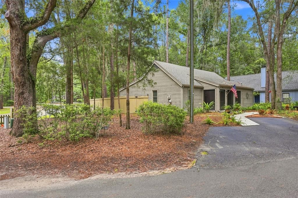 For Rent: $2,000 (2 beds, 2 baths, 1491 Square Feet)