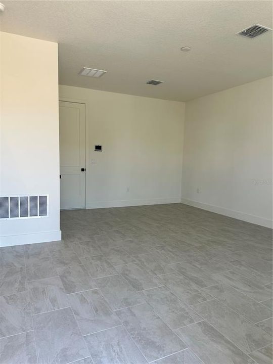 En Renta: $2,850 (3 camas, 2 baños, 1846 Pies cuadrados)