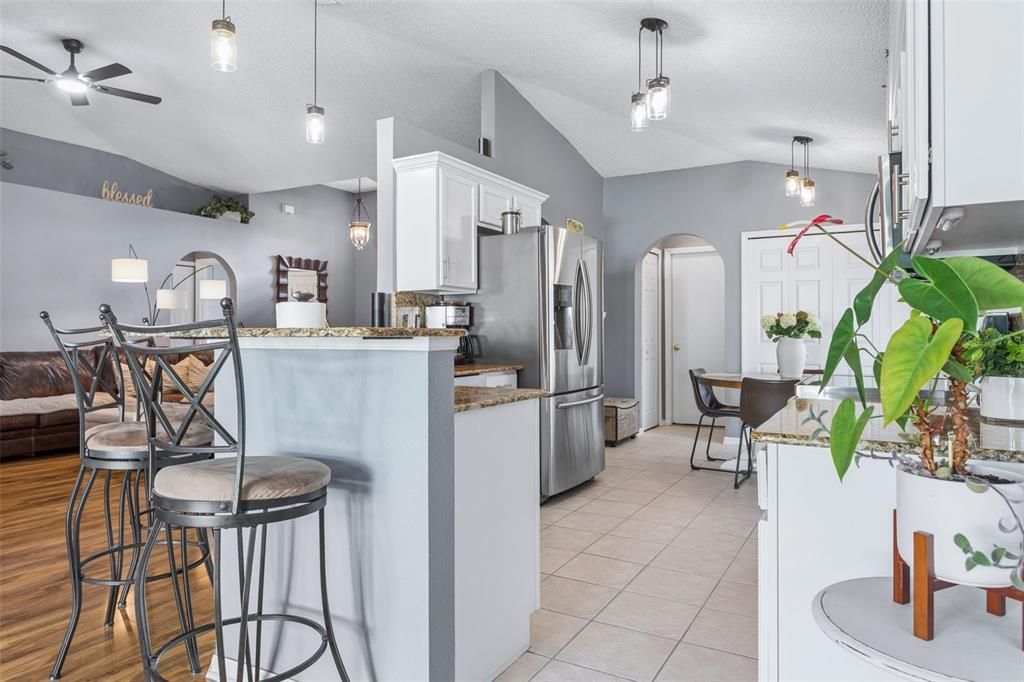 En Venta: $349,900 (3 camas, 2 baños, 1472 Pies cuadrados)