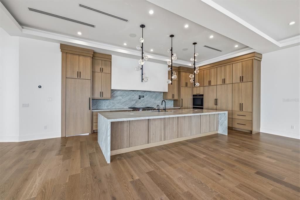 En Venta: $8,100,000 (5 camas, 5 baños, 7164 Pies cuadrados)