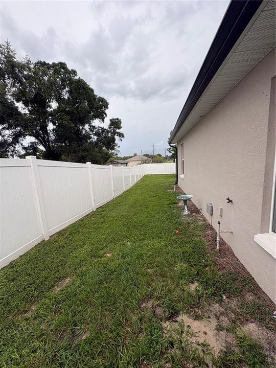 For Sale: $439,000 (4 beds, 0 baths, 1800 Square Feet)