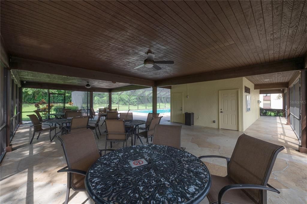 For Rent: $2,000 (2 beds, 2 baths, 1032 Square Feet)